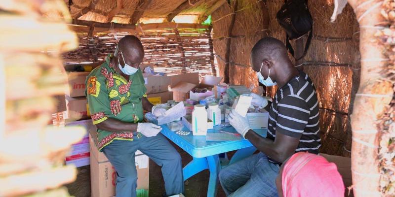 In addition to our food aid, Samaritan’s Purse is providing many programs to improve the living conditions in these camps—including a pharmacy.