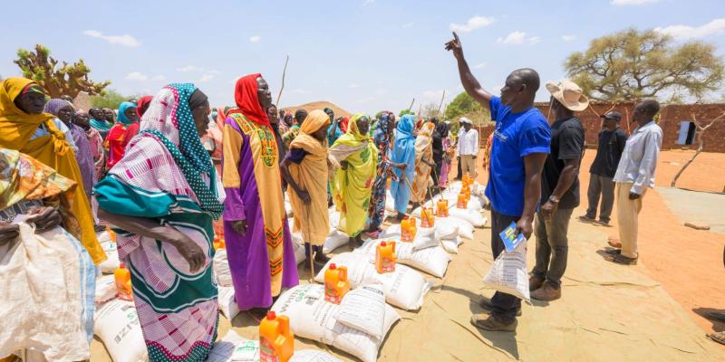 Our essential food aid helps displaced families in the remote Kordofan region survive the lean season.