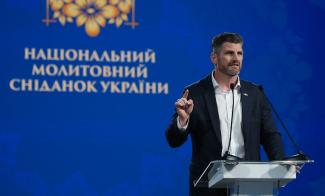 The Samaritan's Purse COO reminded attendees that God has not forgotten them and that Jesus Christ is the only source of true peace—peace that no president or world leader can give.