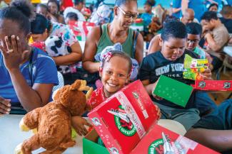 Support the Operation Christmas Child Project