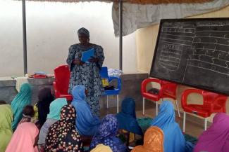 Through local church partners, Samaritan’s Purse provides training and trauma-healing in Jesus’ Name to women and children refugees in Diffa.